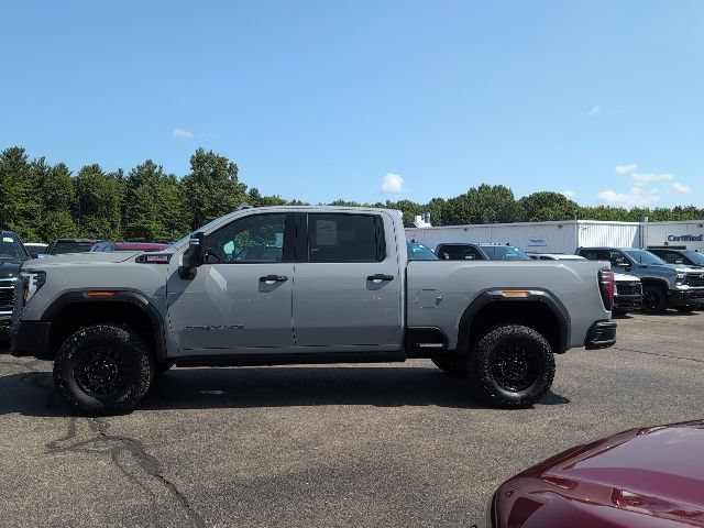 Used 2025 GMC Sierra 2500 AT4X w/ AT4X AEV Edition AWD/4WD image 3