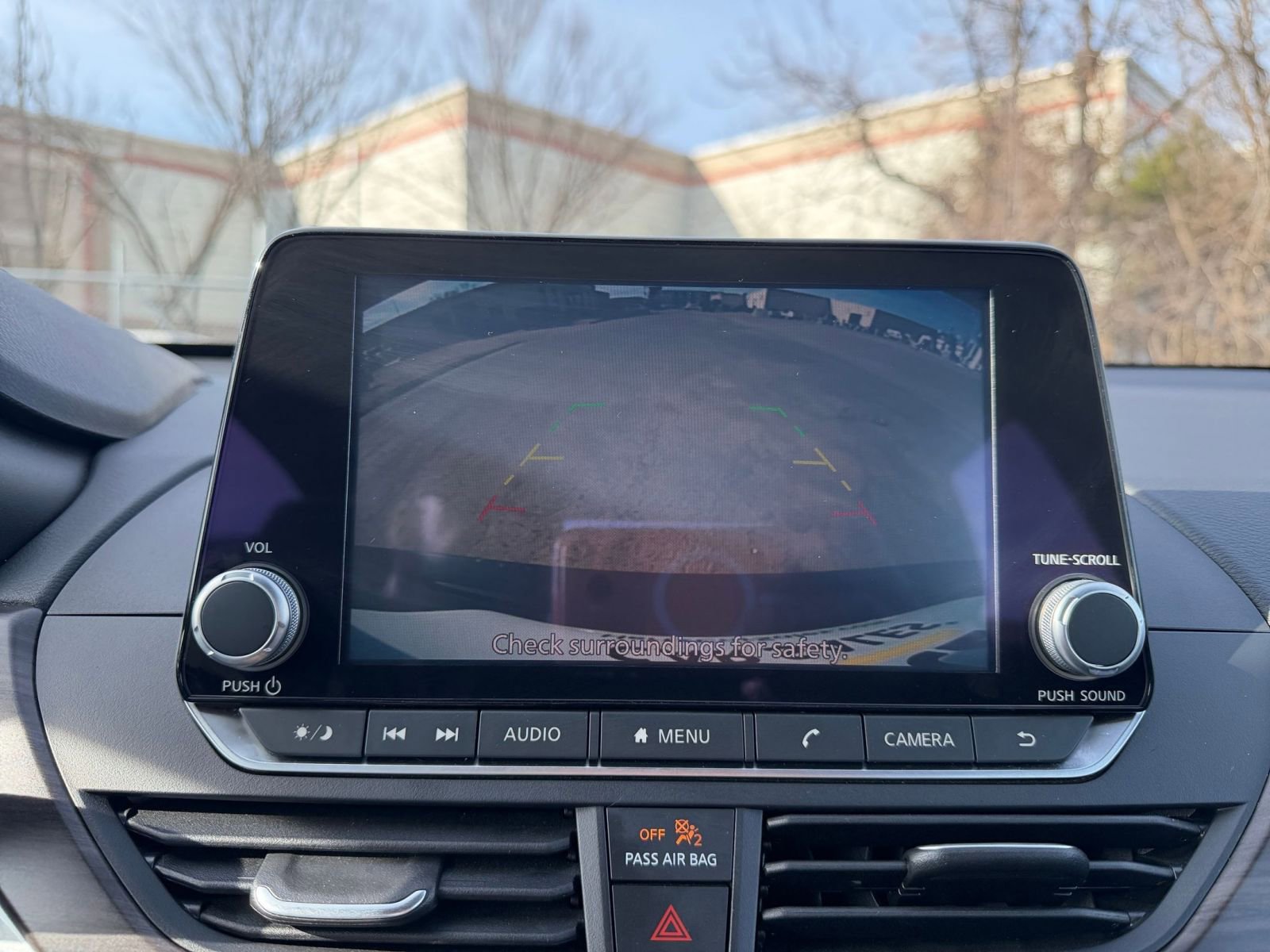 Used 2025 Nissan Altima 2.5 SV image 17