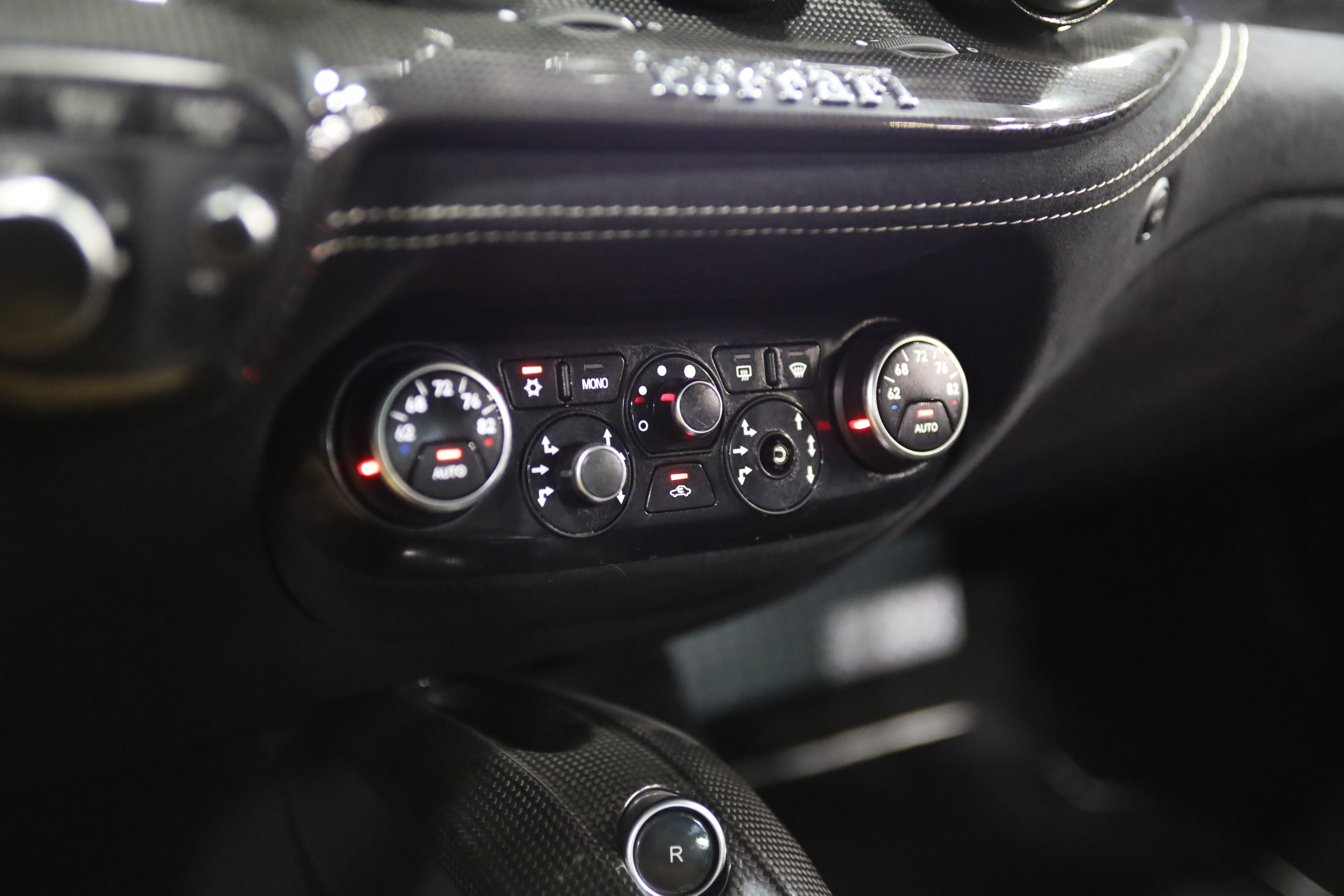 Used 2015 Ferrari F12 Berlinetta RWD image 31