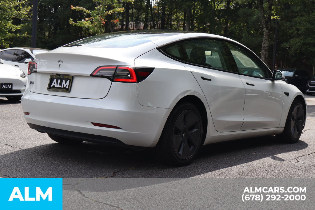 Used 2023 Tesla Model 3 Standard Range RWD image 5
