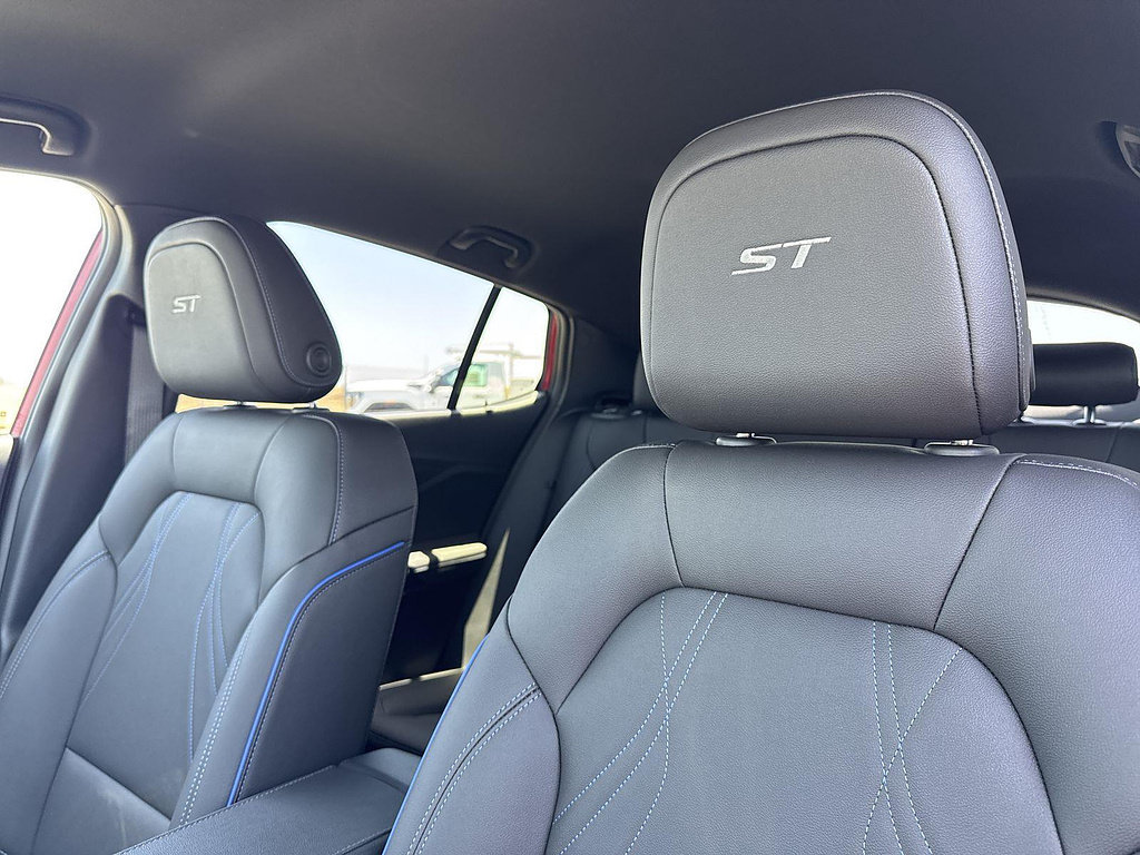 New 2026 Buick Envista Sport Touring w/ Convenience II Package FWD image 22