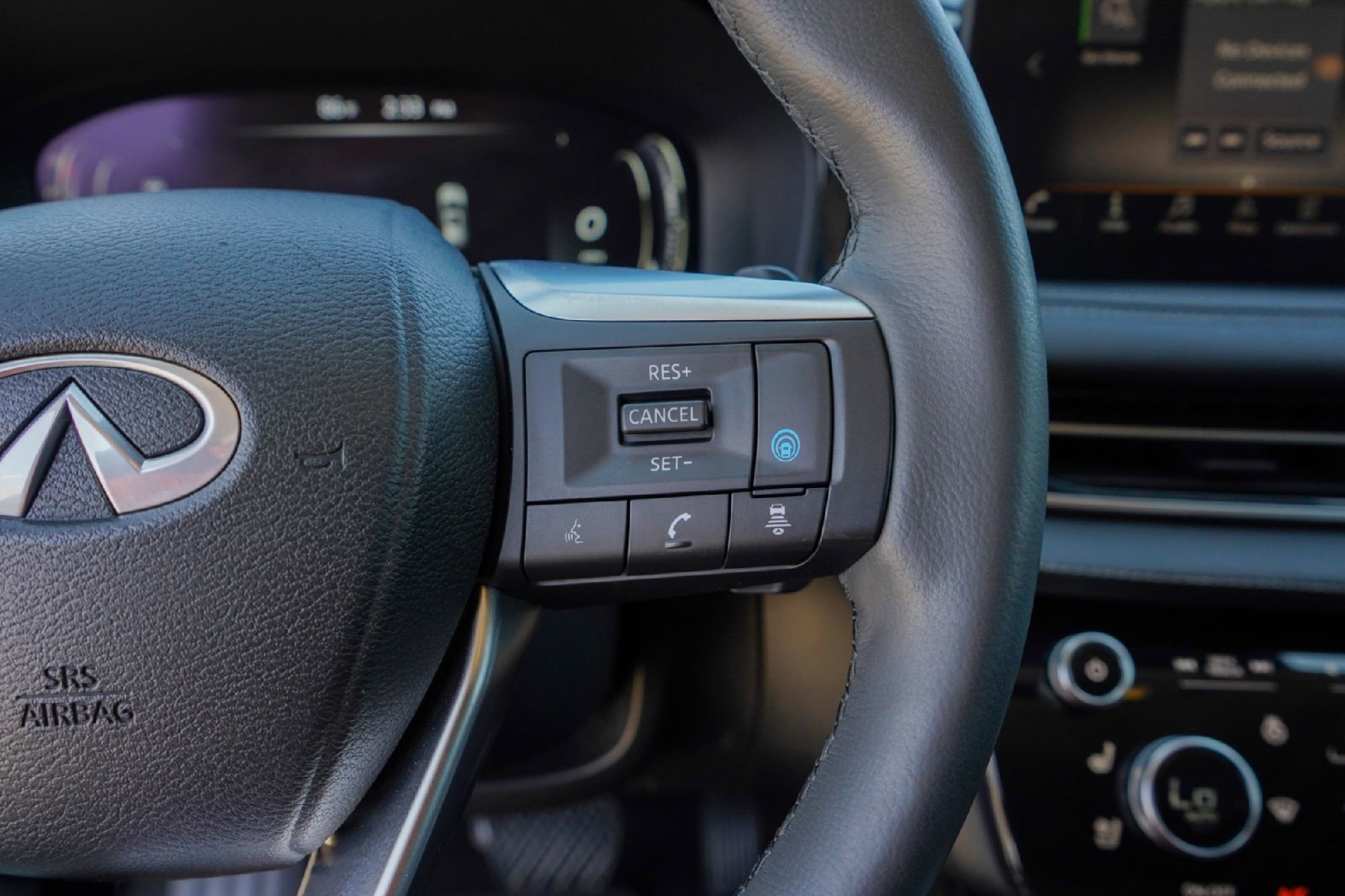 Certified 2023 INFINITI QX60 Luxe w/ Cargo Package image 11