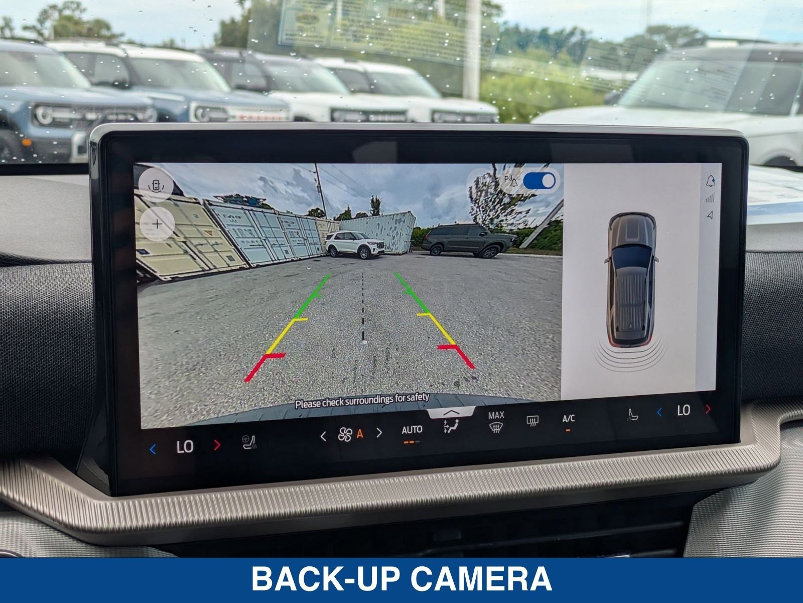 New 2025 Ford Explorer Active w/ Active Comfort Package image 32