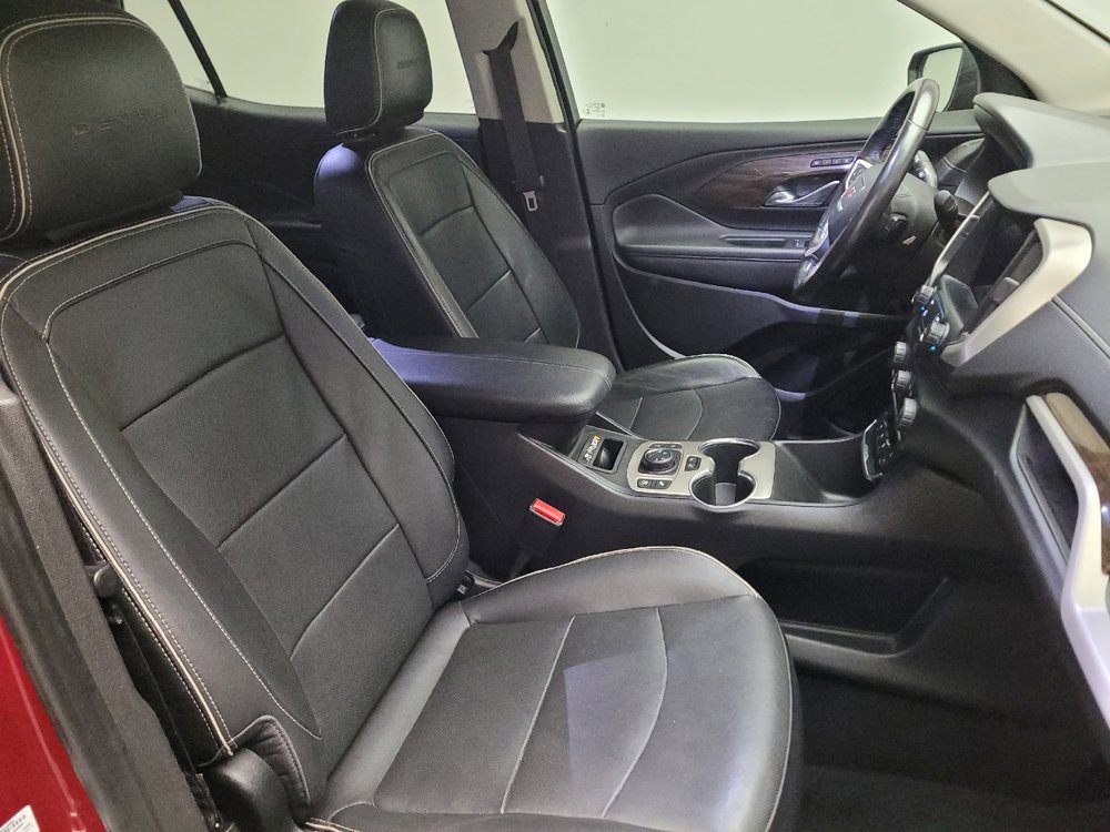 Used 2020 GMC Terrain Denali w/ Denali Premium Package AWD/4WD image 21