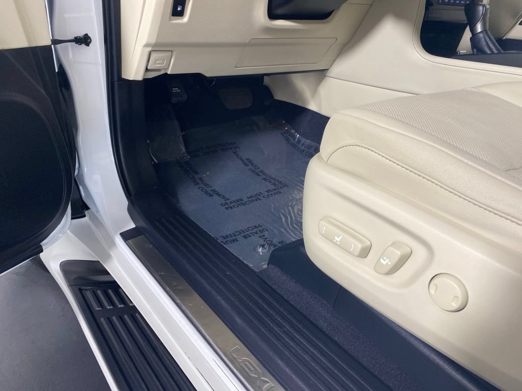 Used 2023 Lexus GX 460 Premium w/ Premium Package AWD/4WD image 26