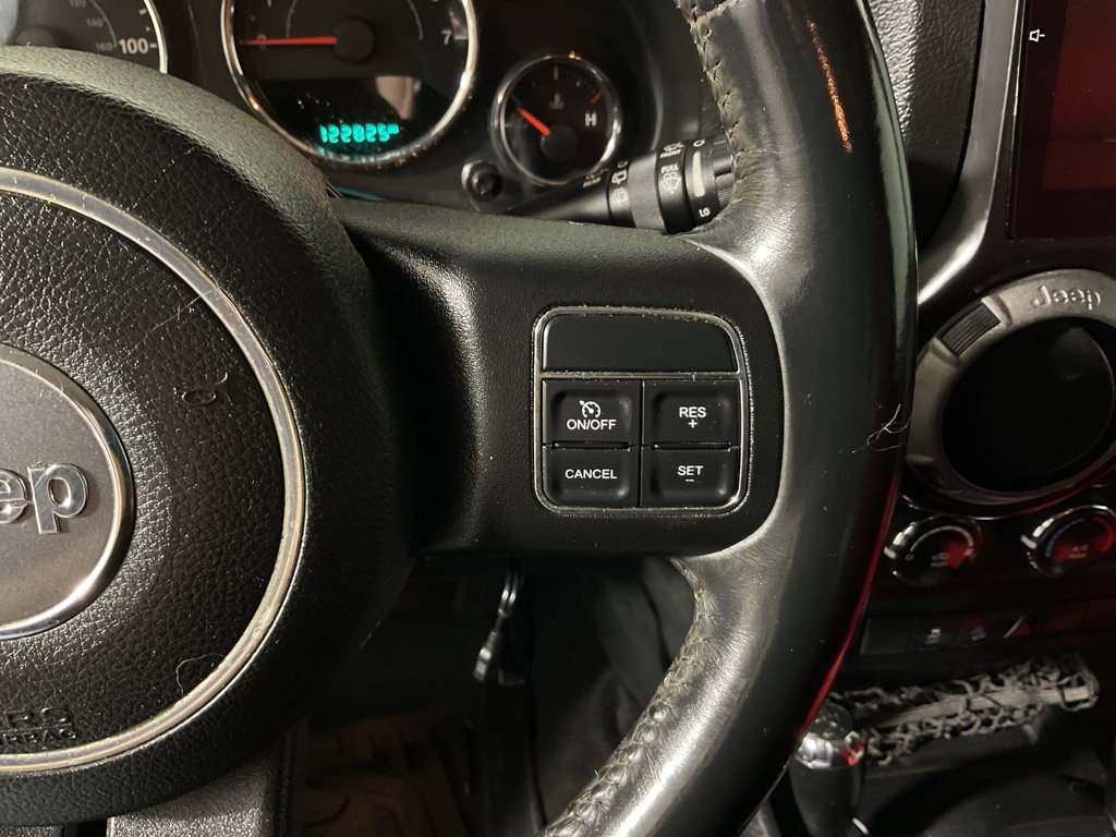 Used 2015 Jeep Wrangler Unlimited Sport w/ Quick Order Package 24S AWD/4WD image 24