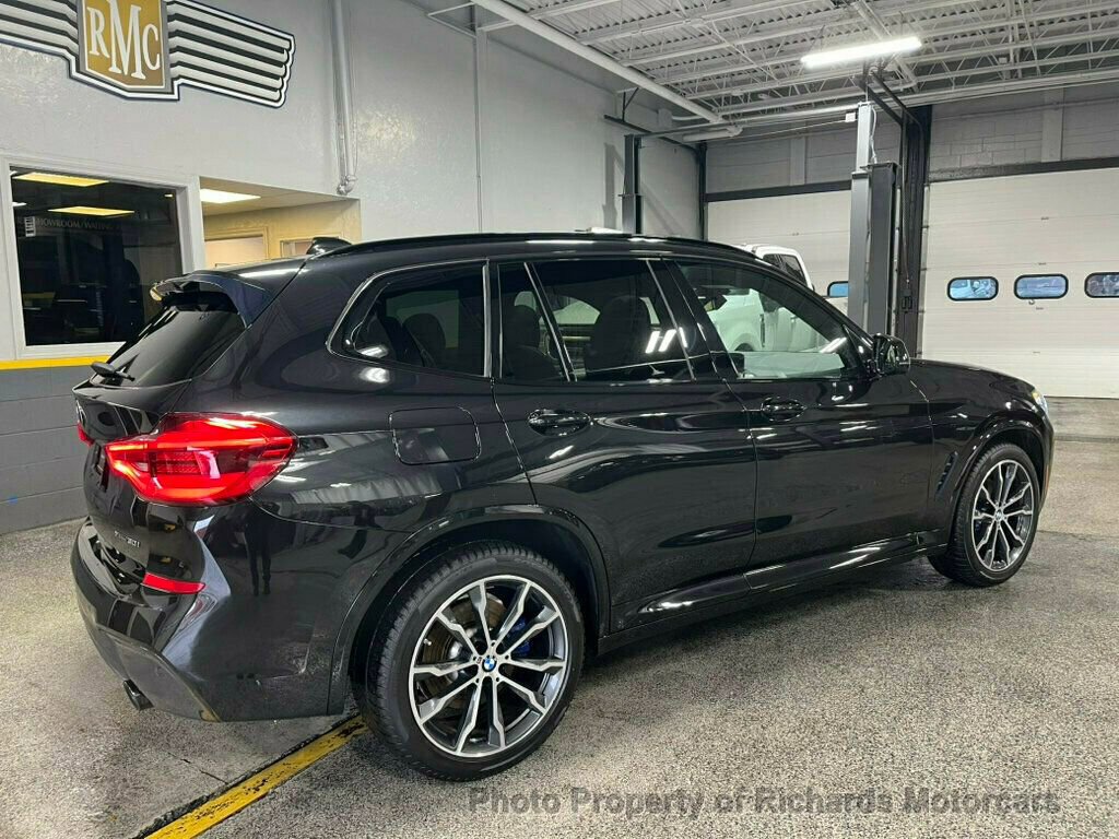 Used 2021 BMW X3 xDrive30i AWD/4WD image 3