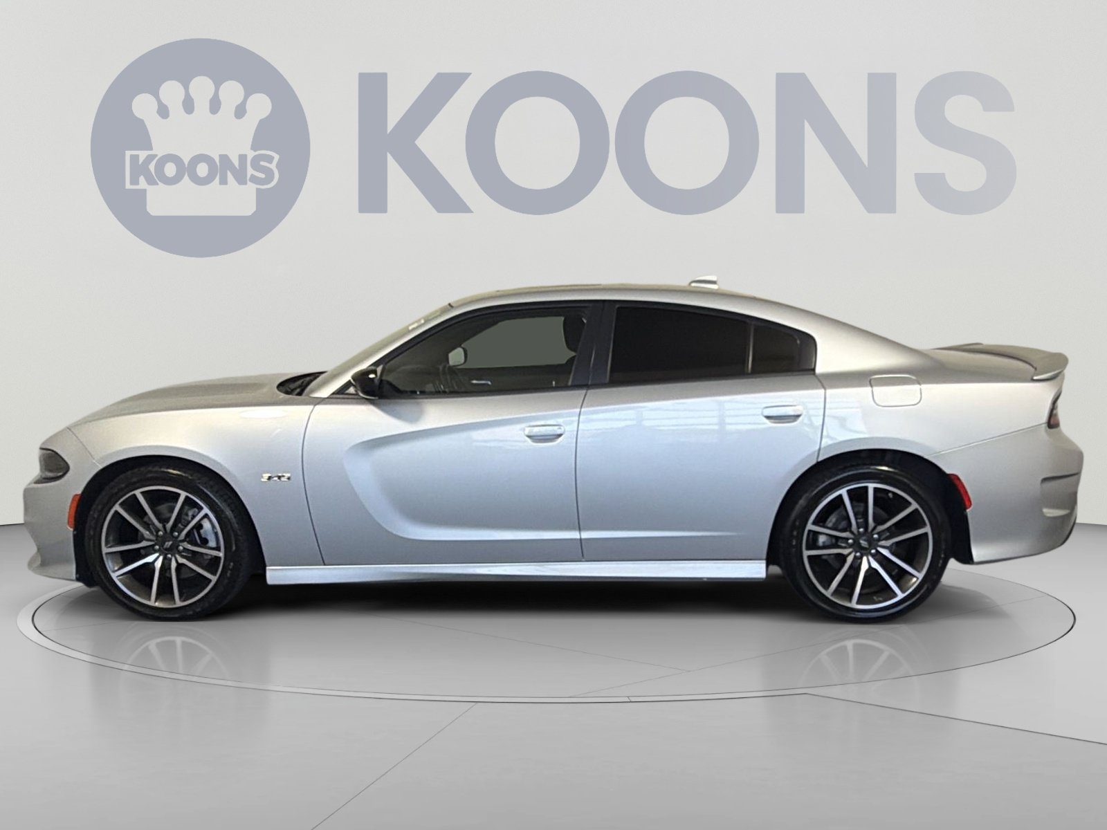 Used 2023 Dodge Charger R/T w/ Cold Weather Package RWD image 2