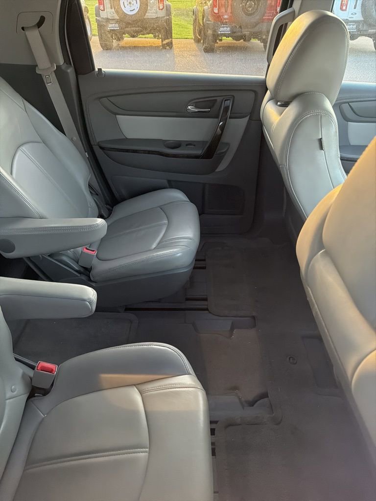 Used 2013 GMC Acadia SLT image 11