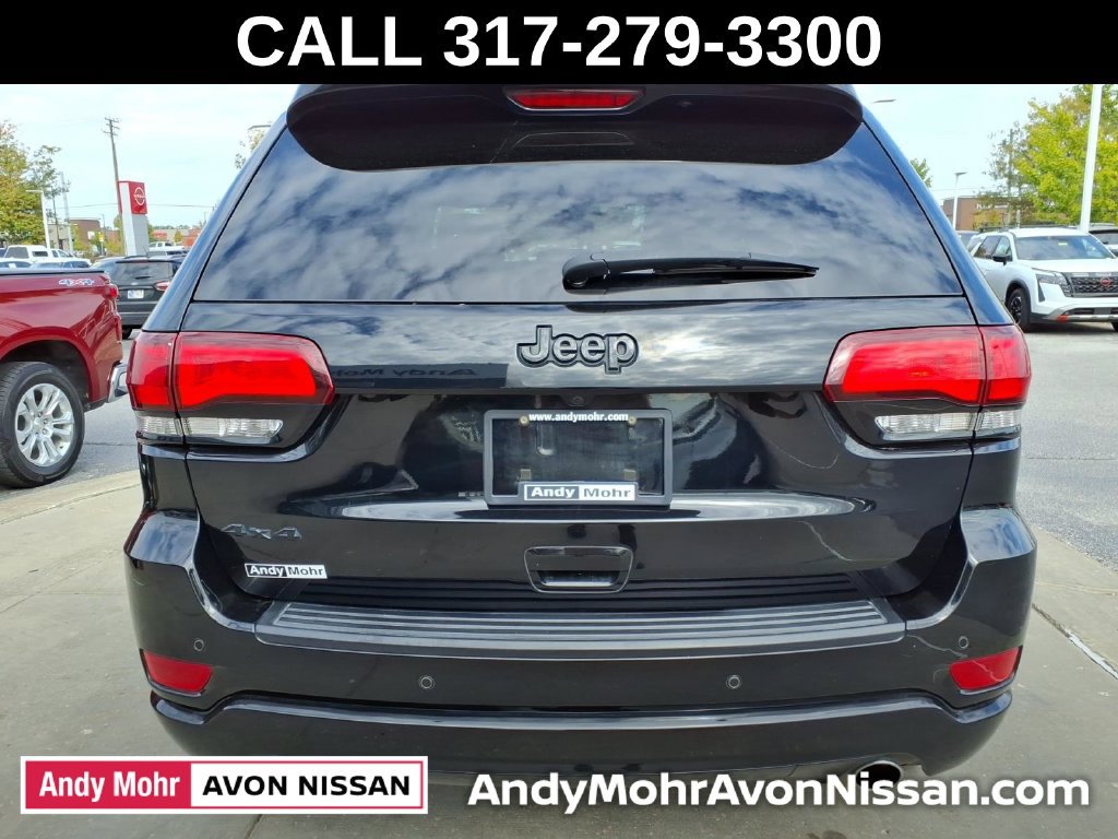 Used 2019 Jeep Grand Cherokee Altitude AWD/4WD image 11