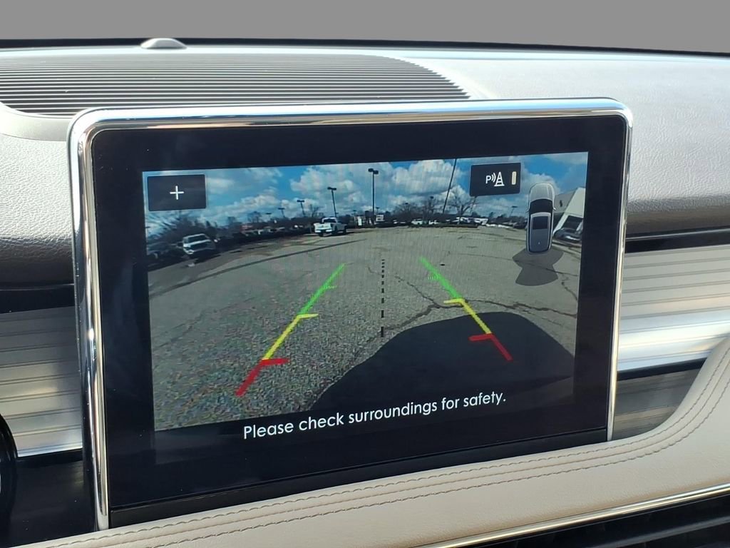 Used 2022 Lincoln Corsair FWD w/ Premium Package image 28