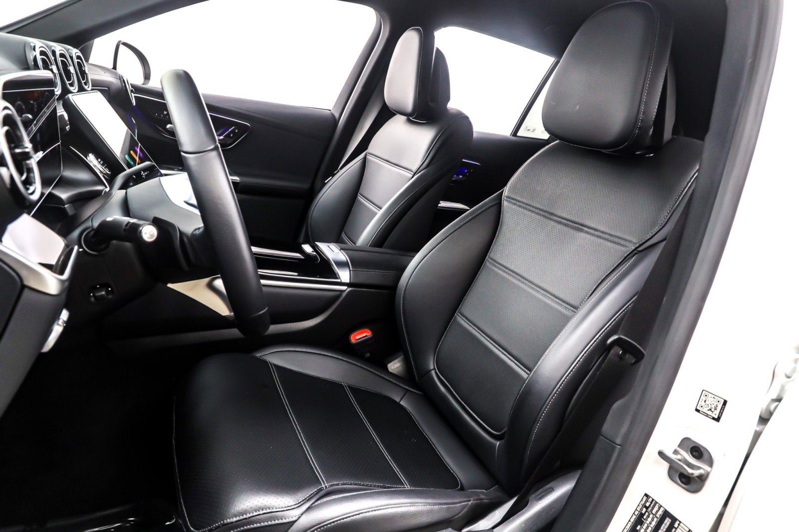 Certified 2025 Mercedes-Benz GLC 300 image 19