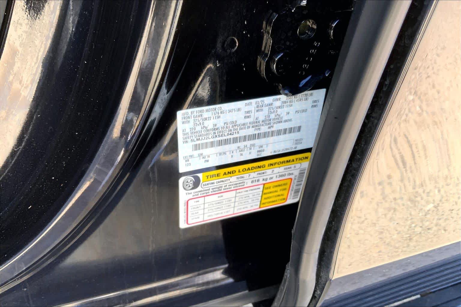 Used 2025 Lincoln Navigator Reserve AWD/4WD image 64