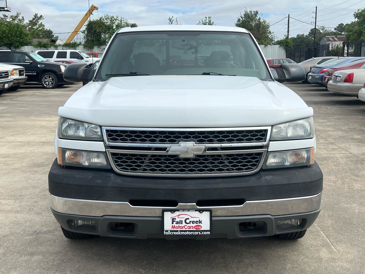 Used 2005 Chevrolet Silverado 2500 LS w/ Heavy-Duty Power Package RWD image 9