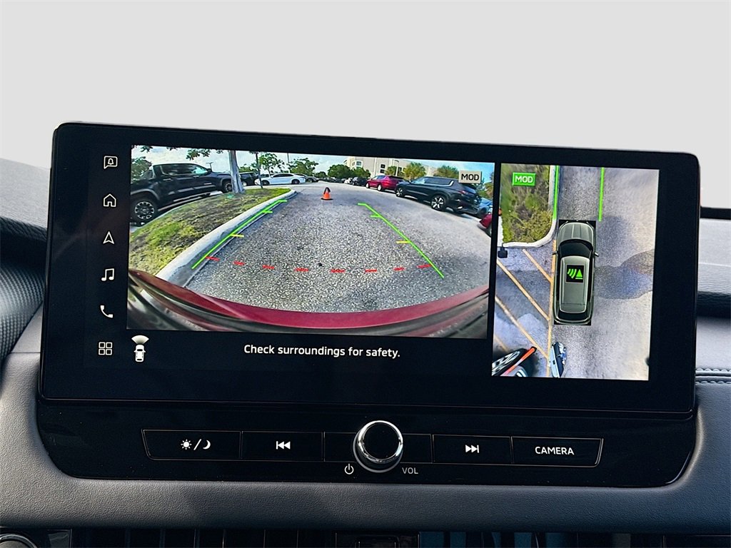 New 2025 Mitsubishi Outlander SE image 14