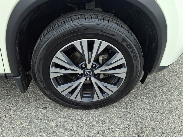 Certified 2022 Nissan Rogue SV AWD/4WD image 9