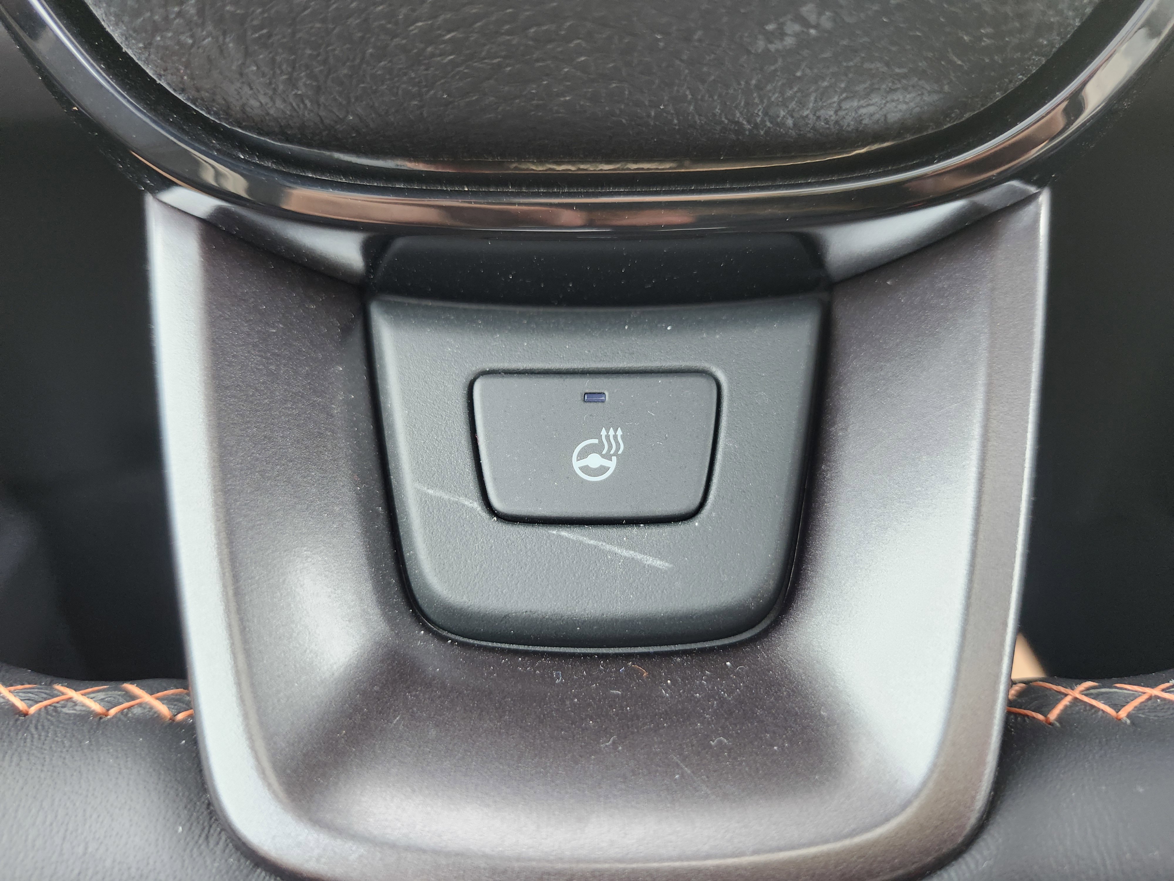 Used 2025 Honda Pilot TrailSport image 11