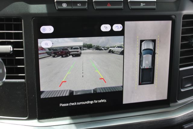 Used 2024 Ford F250 Lariat w/ Black Appearance Package image 26
