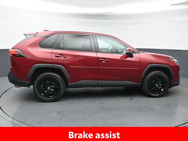 Certified 2023 Toyota RAV4 LE AWD/4WD image 8