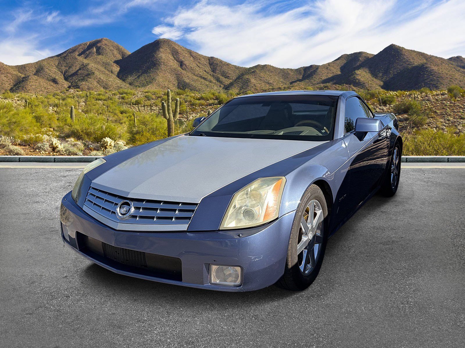 Used 2005 Cadillac XLR RWD image 15