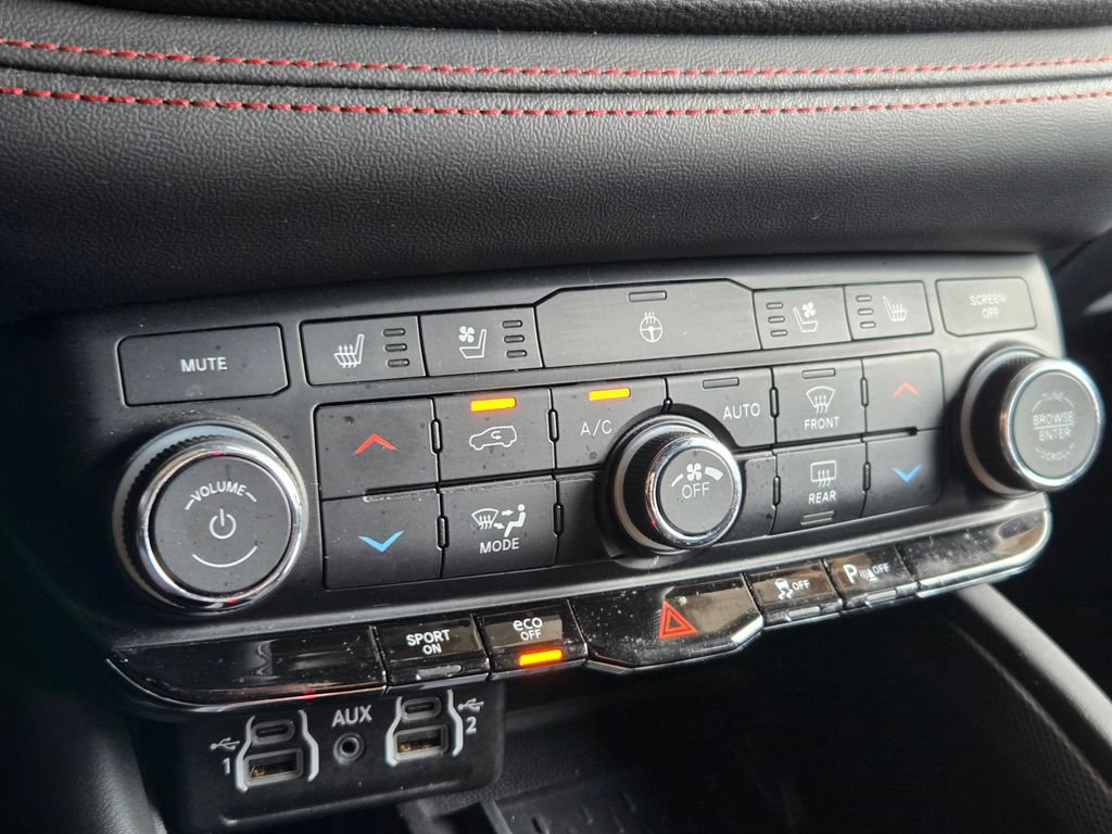Certified 2025 Dodge Durango R/T AWD/4WD image 12