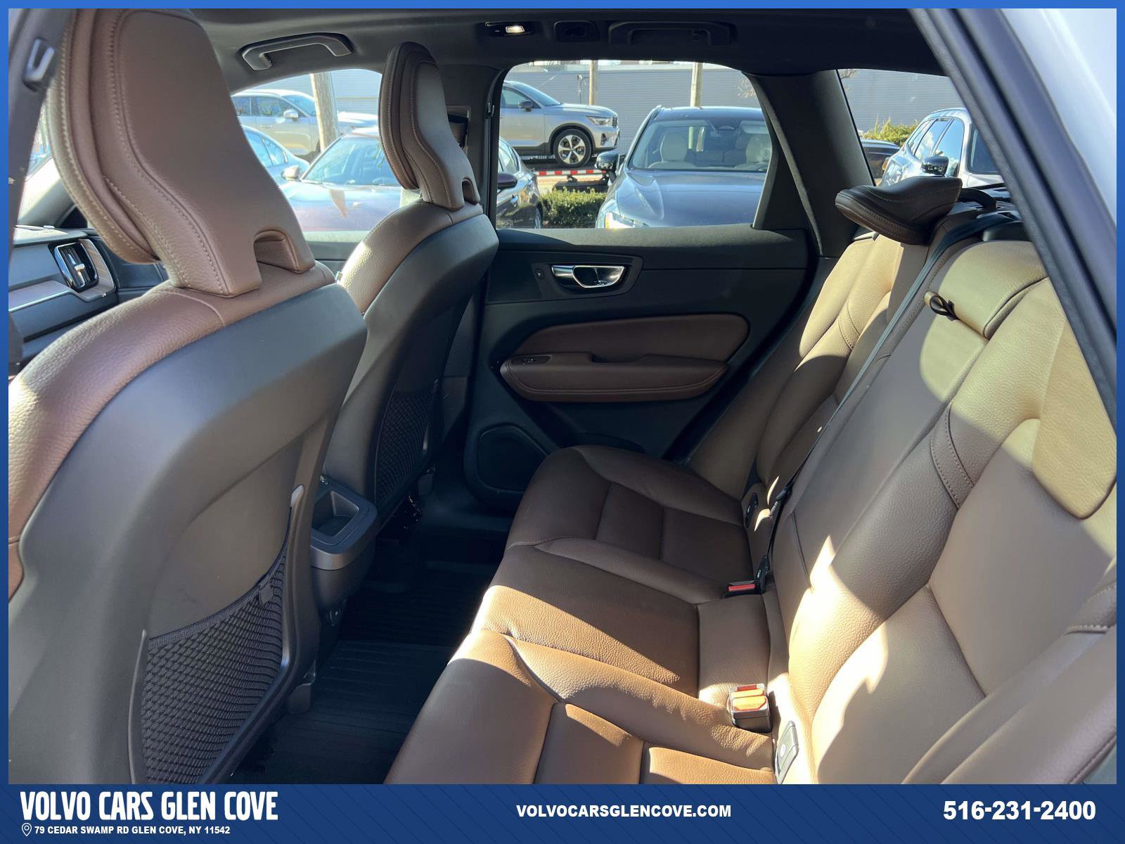 Used 2022 Volvo XC60 B5 Momentum w/ Climate Package image 9