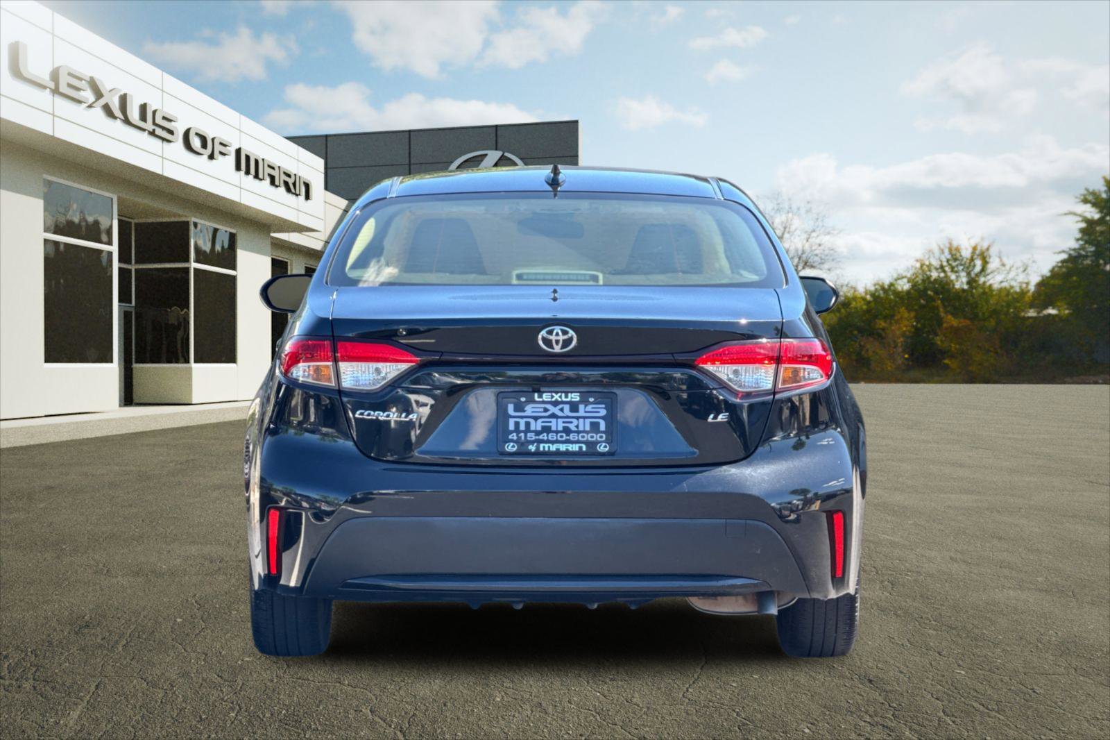 Used 2021 Toyota Corolla LE FWD image 9