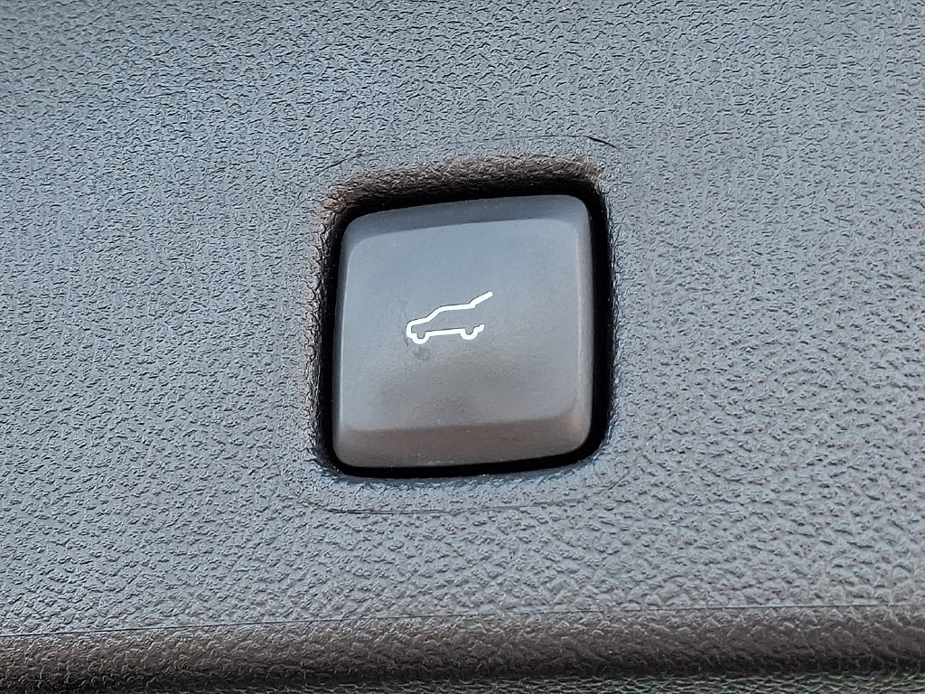 Used 2023 Ford Escape ST-Line w/ Tech Pack #1 AWD/4WD image 26