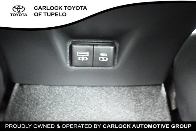 New 2026 Toyota Camry SE w/ Convenience Package FWD image 17