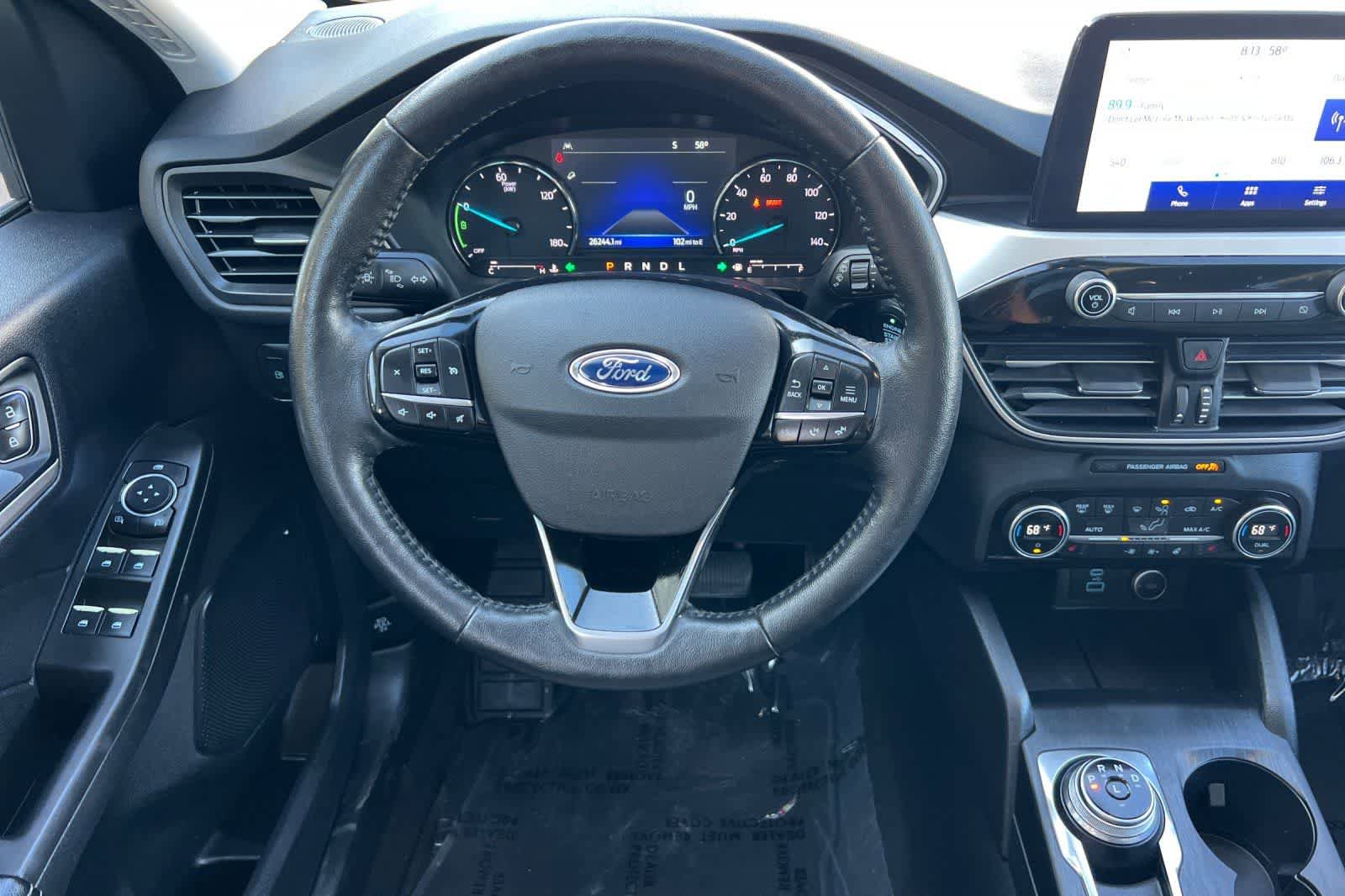 Used 2021 Ford Escape SE w/ Cold Weather Package image 16
