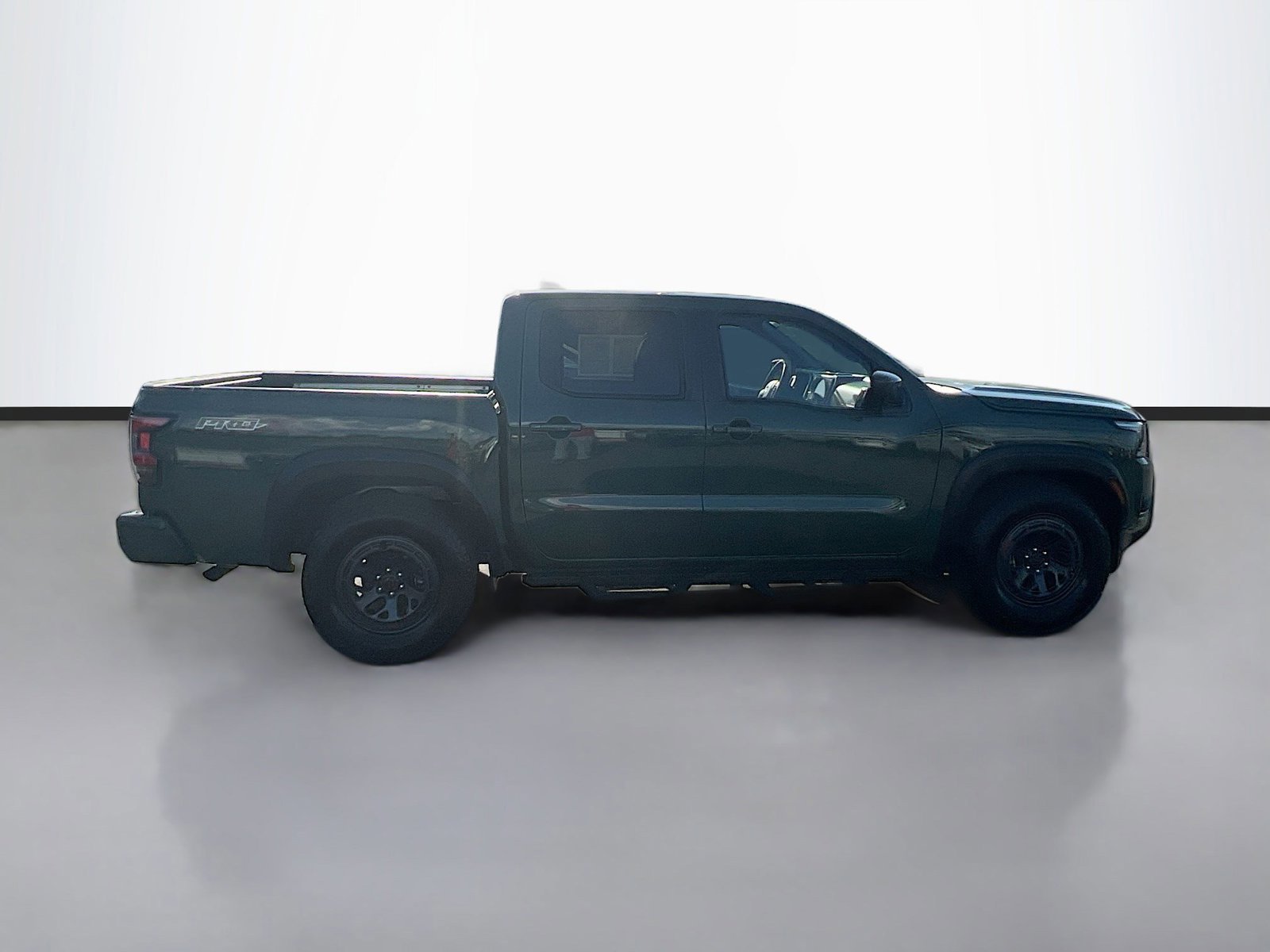 Used 2025 Nissan Frontier Pro-X w/ Pro Convenience Package image 8