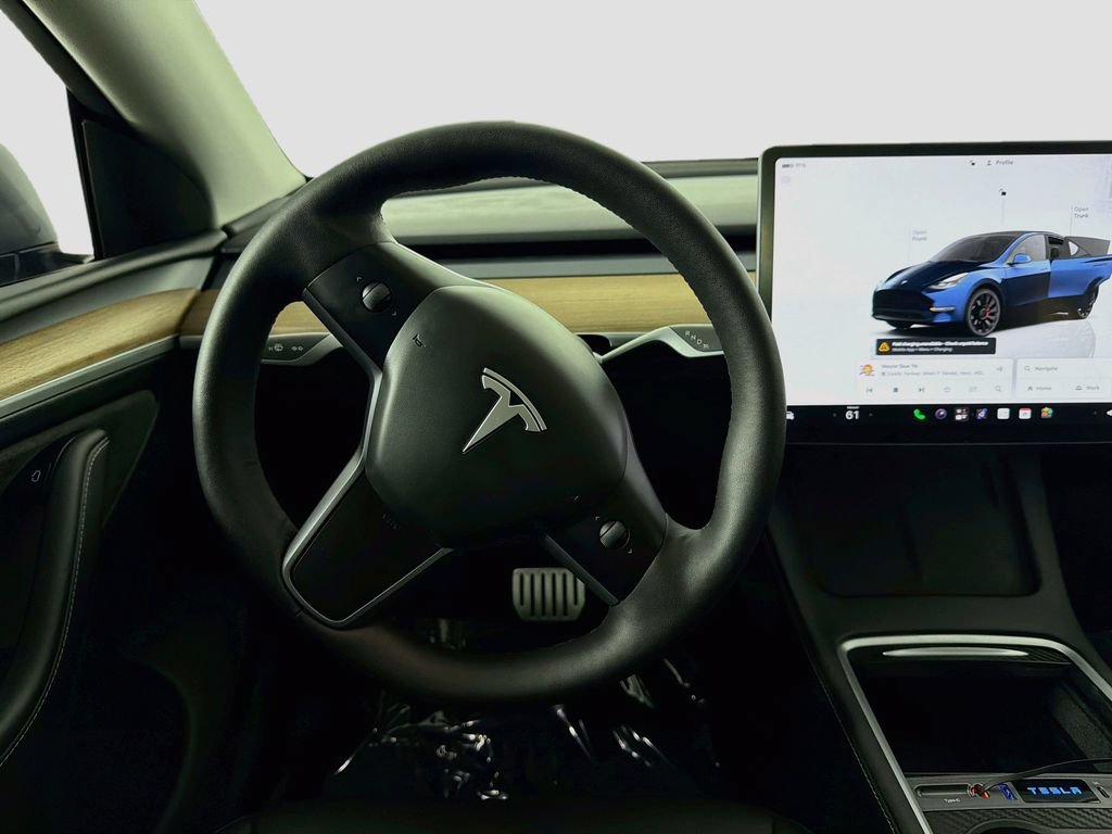 Used 2024 Tesla Model Y Performance AWD/4WD image 22