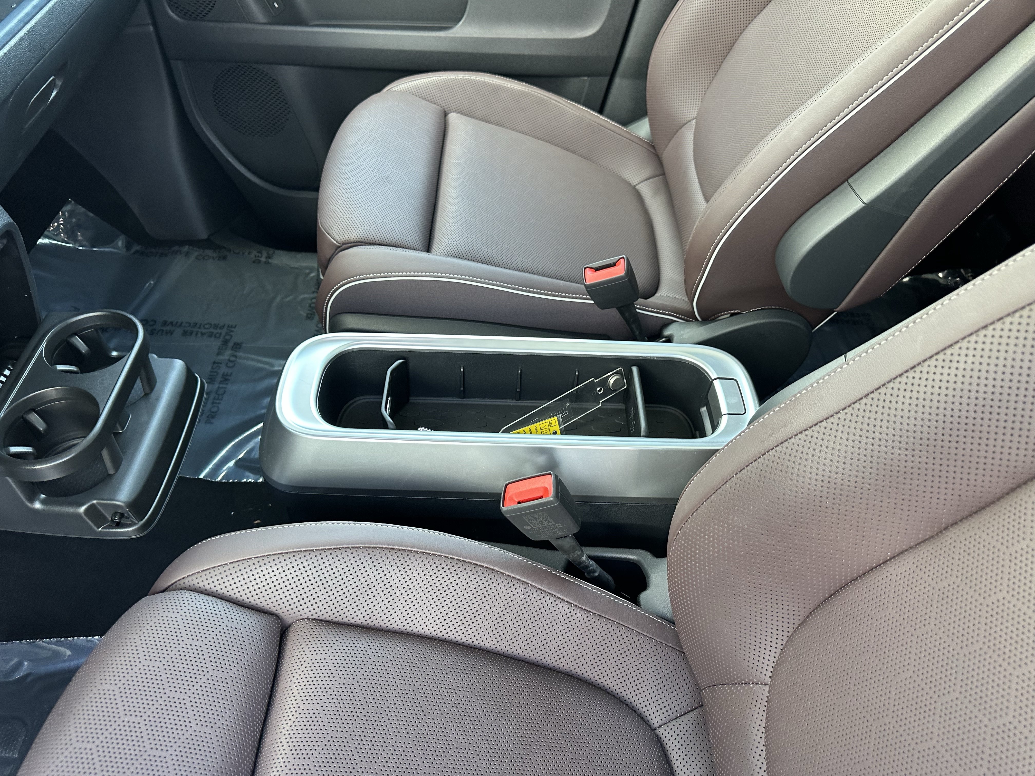 Certified 2025 Volkswagen ID. Buzz Pro S Plus AWD/4WD image 19