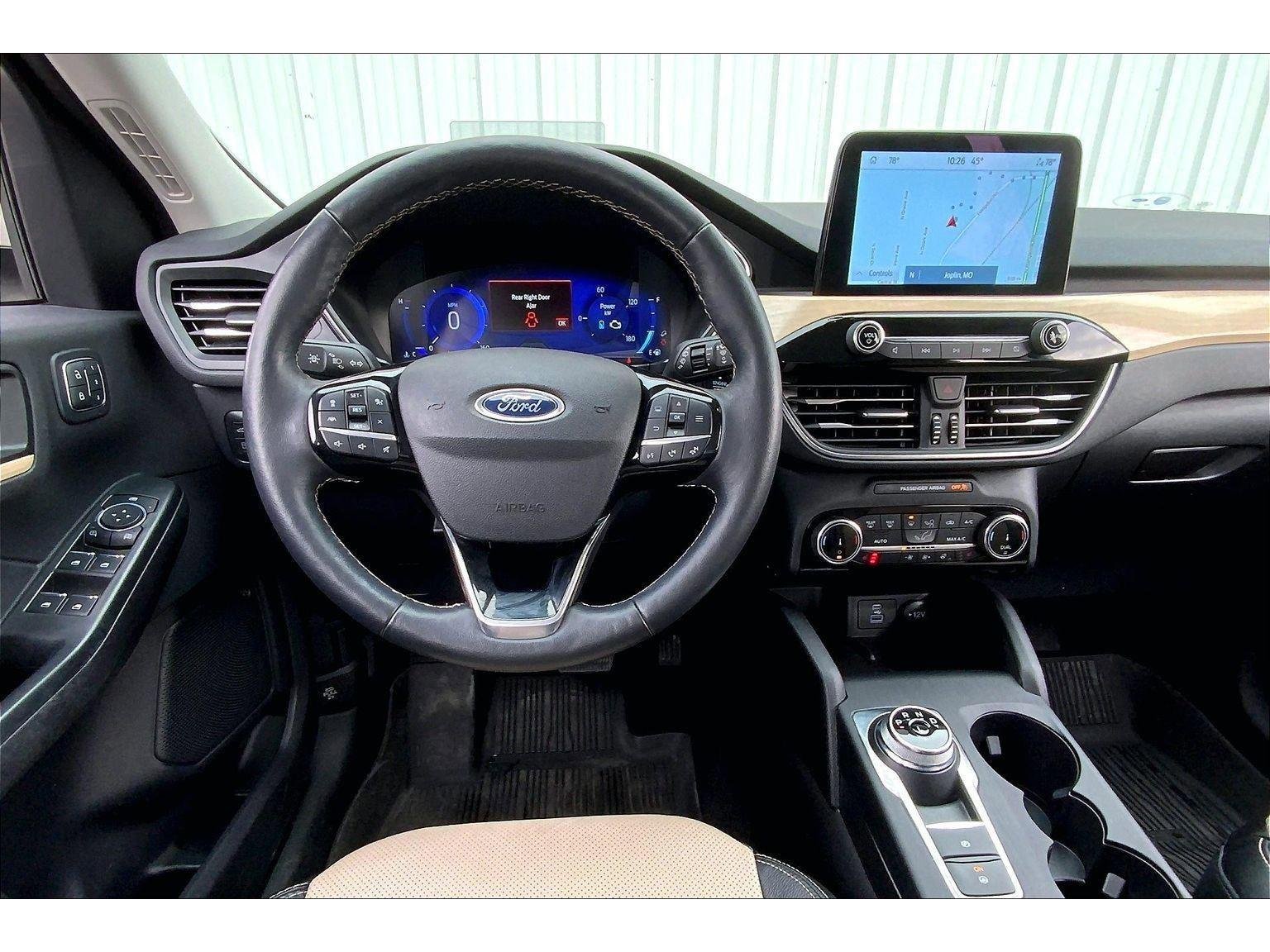 Used 2022 Ford Escape Titanium w/ Titanium Elite Package image 5