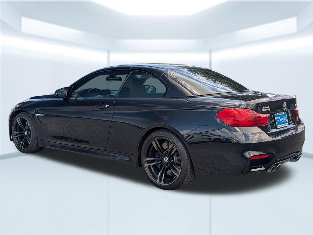 Used 2015 BMW M4 Convertible RWD video 3