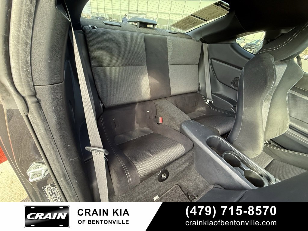 Used 2017 Toyota 86 image 25