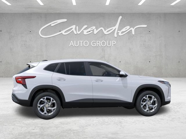 New 2026 Chevrolet Trax LS FWD image 5