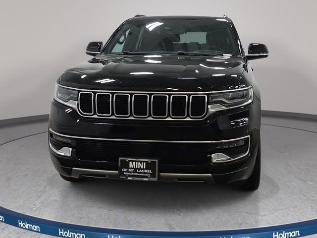 Used 2022 Jeep Wagoneer Series III w/ Premium Group I AWD/4WD image 3