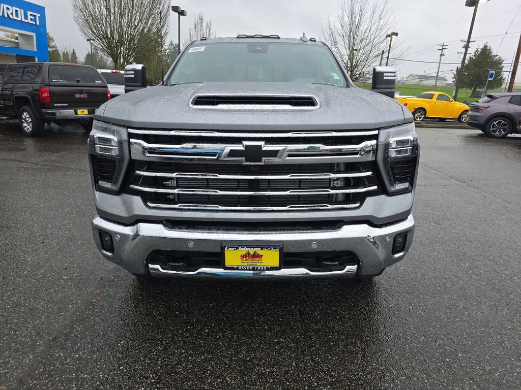 New 2026 Chevrolet Silverado 3500 LTZ w/ LTZ Plus Package image 9