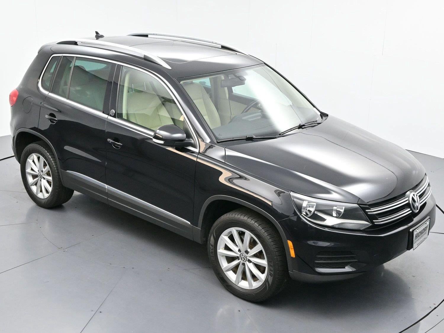 Used 2017 Volkswagen Tiguan Wolfsburg Edition AWD/4WD image 40