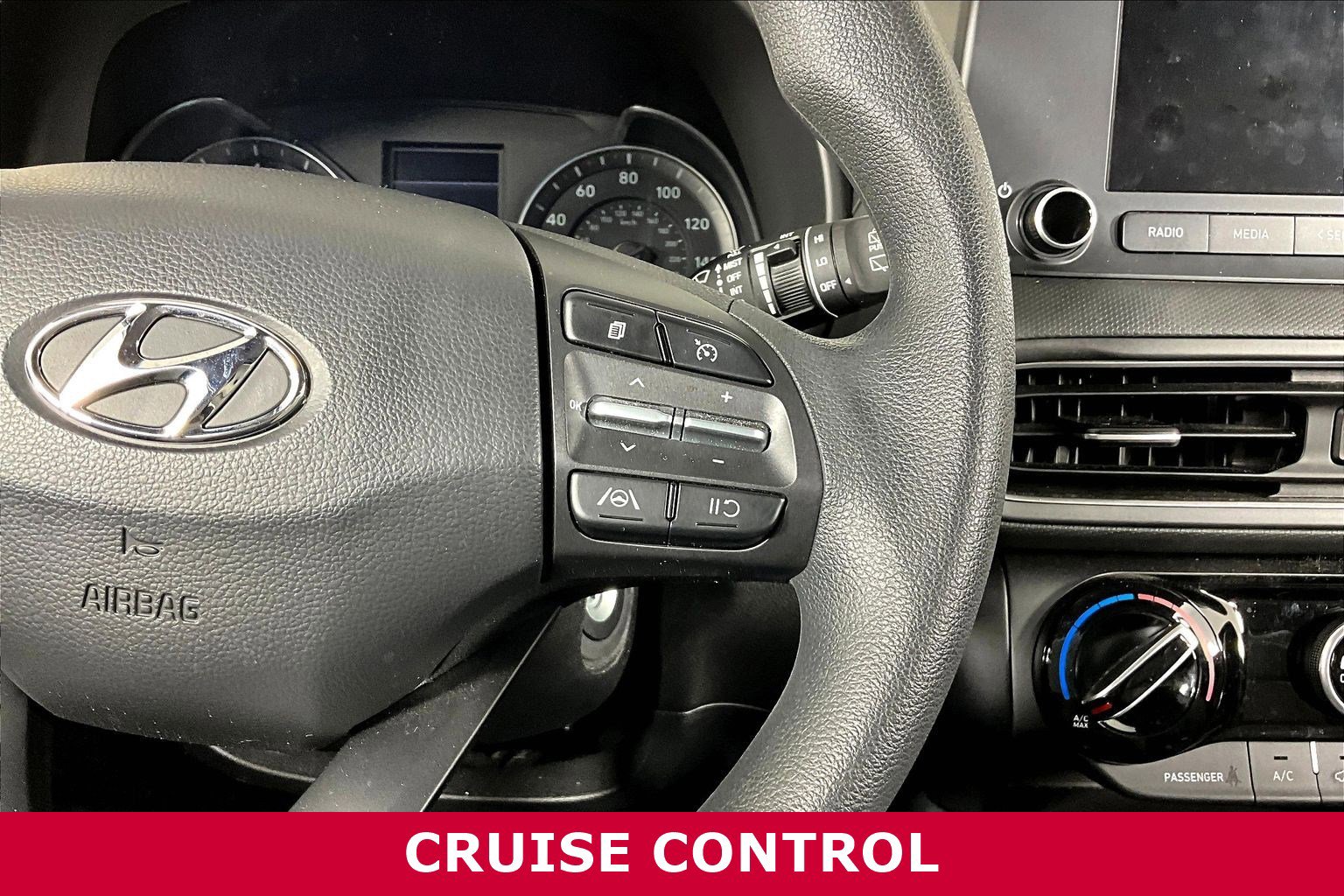 Used 2023 Hyundai Kona SE AWD/4WD image 11