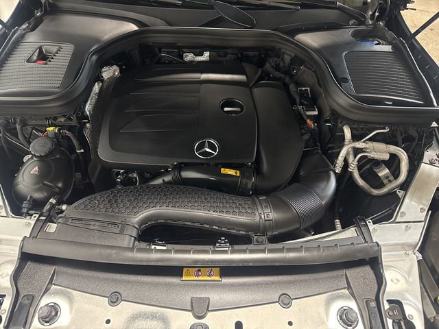 Used 2022 Mercedes-Benz GLC 300 4MATIC image 28