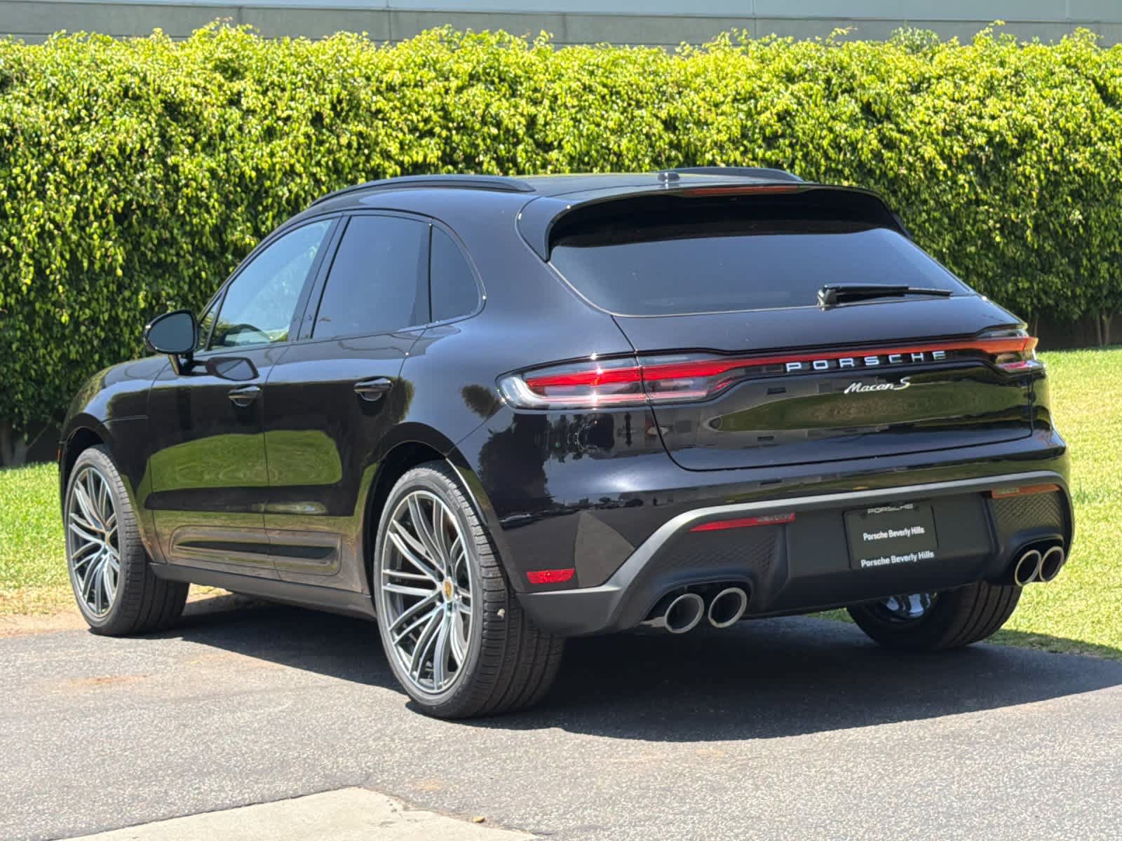 New 2026 Porsche Macan S AWD/4WD image 3