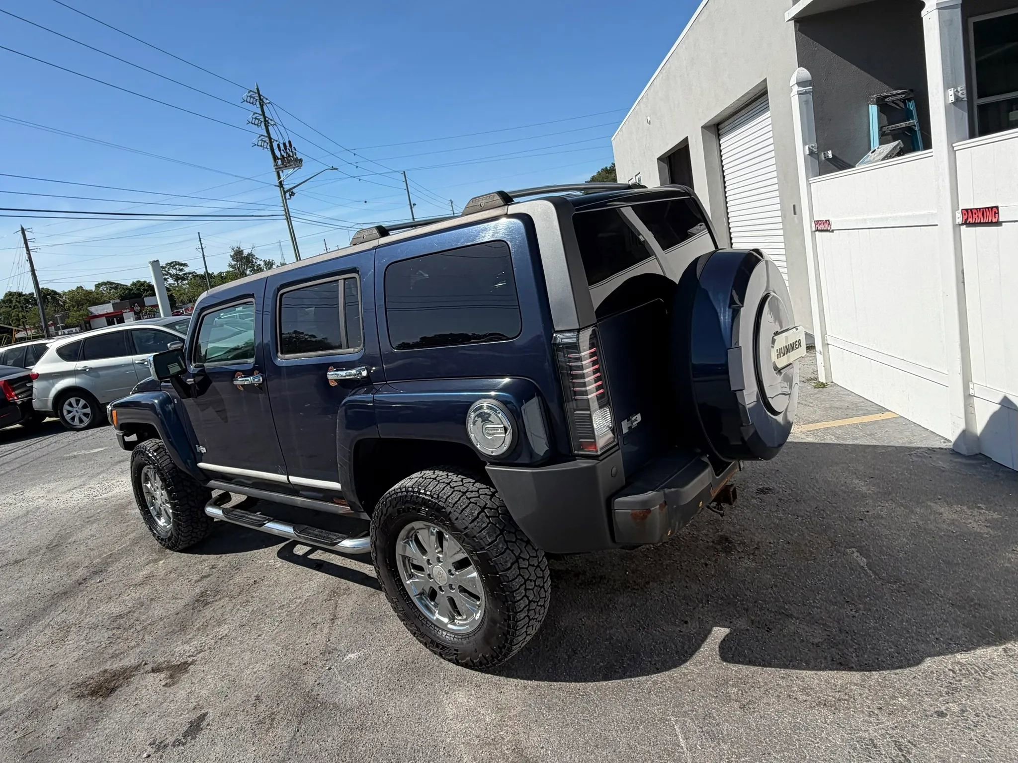 Used 2007 HUMMER H3 AWD/4WD image 4