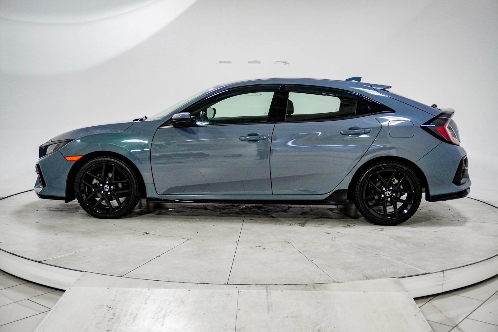 Used 2020 Honda Civic Sport image 5