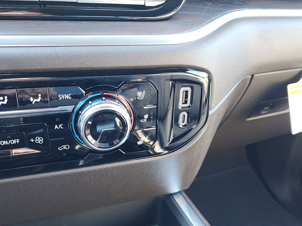 New 2026 GMC Sierra 1500 SLT w/ SLT Premium Plus Package image 29