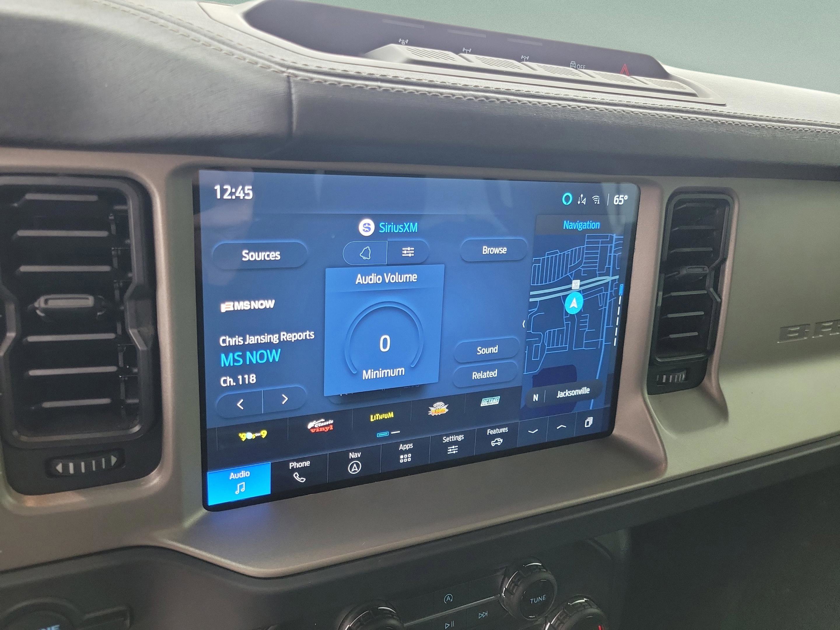 Used 2025 Ford Bronco Outer Banks w/ Sasquatch Package image 17