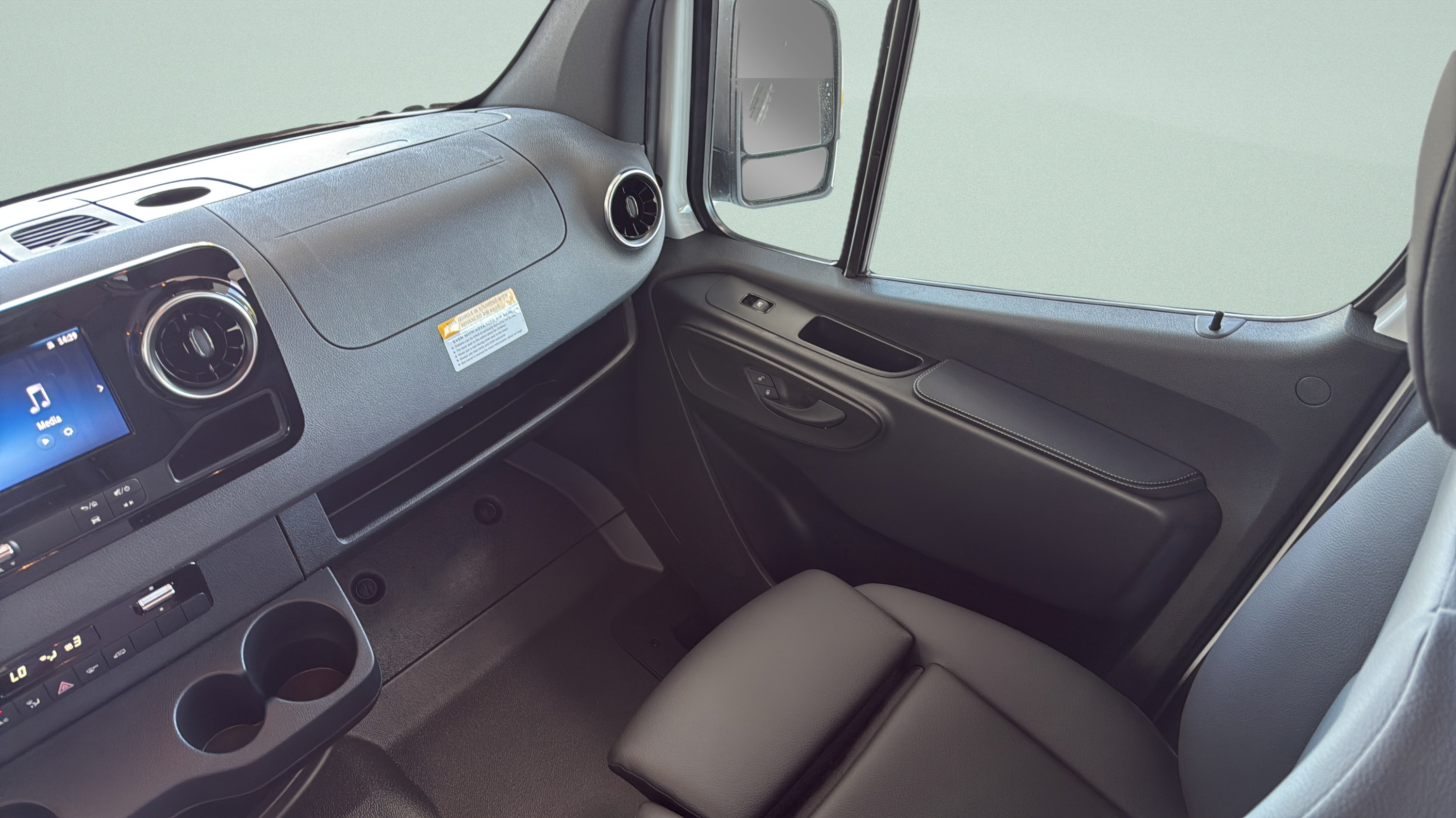 New 2026 Mercedes-Benz Sprinter 2500 image 17