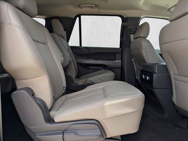 Used 2021 Ford Expedition Max XLT w/ FX4 Off-Road Package AWD/4WD image 19