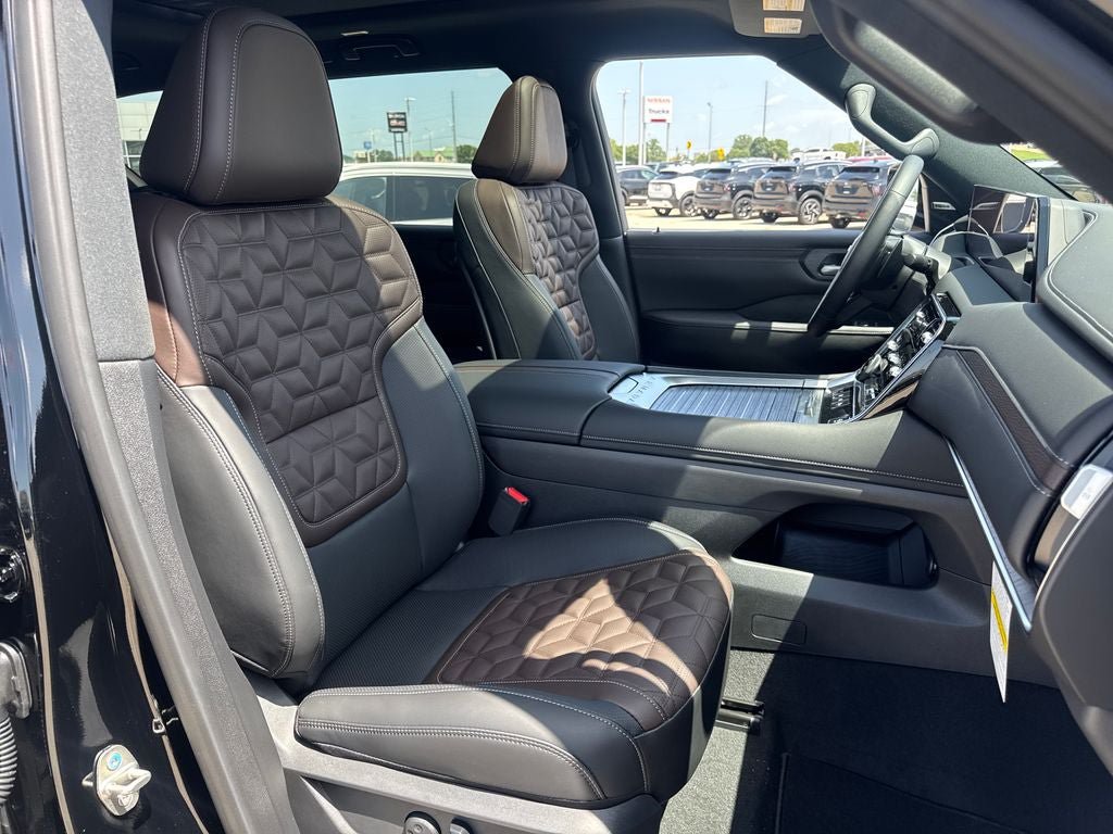 New 2026 Nissan Armada Platinum RWD image 12